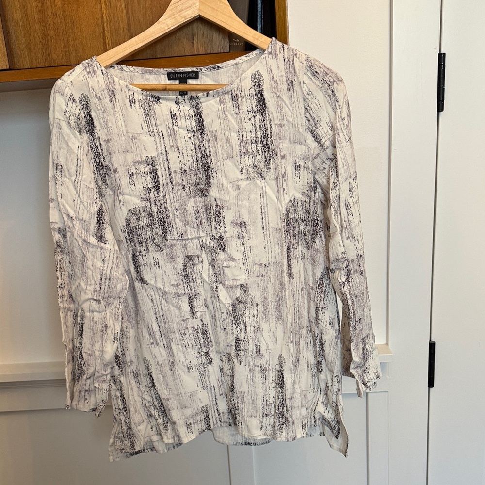 Eileen Fisher Black and White Textured Blouse Tencil
